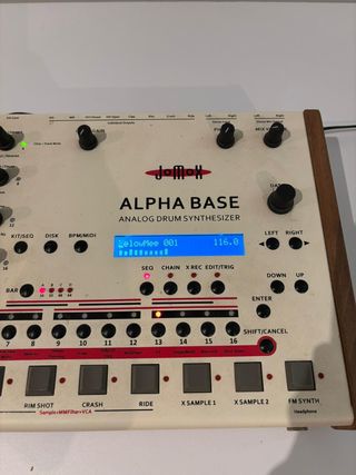 Jomox Alpha Base Caja de Ritmos Analógica