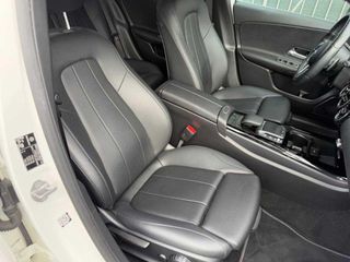 Mercedes-Benz Clase A 180D BUSINESS Automatico