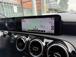 Mercedes-Benz Clase A 180D BUSINESS Automatico
