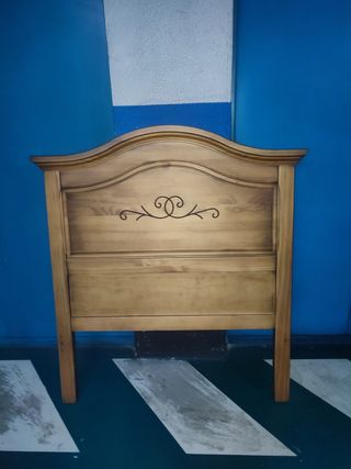 OCASIÓN!! Cabecero de madera rústico.