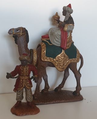 Figuras Reyes Magos y Pajes grandes