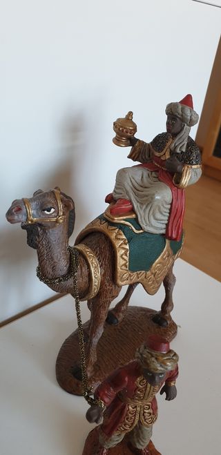 Figuras Reyes Magos y Pajes grandes