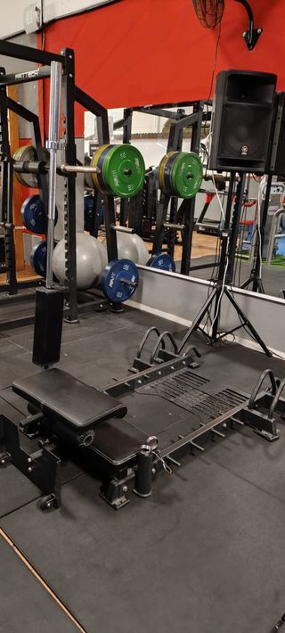 Banco Hip Thrust, Curl Nórdico y Abdominales