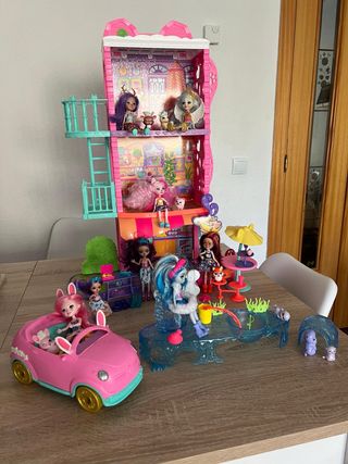 Muñecas Enchantimals y accesorios
