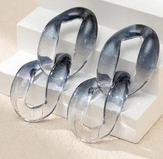 Pendientes grises acrílicos