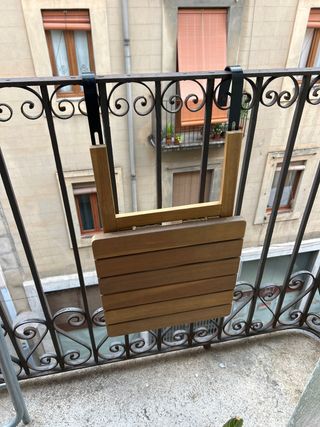 Mesa plegable para balcón