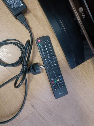 Tv-Monitor LED LG M2250D-PZ Negro fullHD 1080P