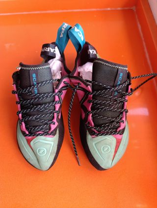 Pies de gato SCARPA mujer talla 41