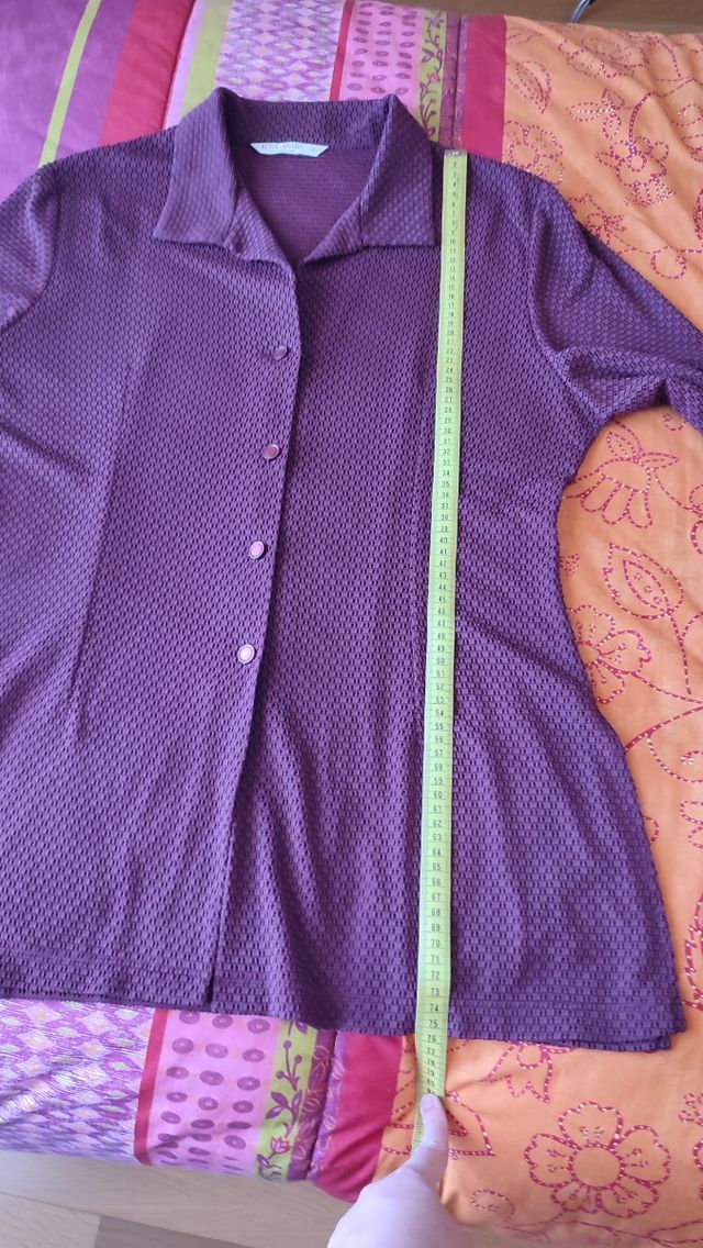 Camisa calada burdeos manga larga
