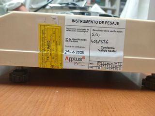 Balanza de precisión JADEVER