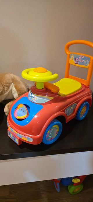 Coche correpasillos infantil Kiokids
