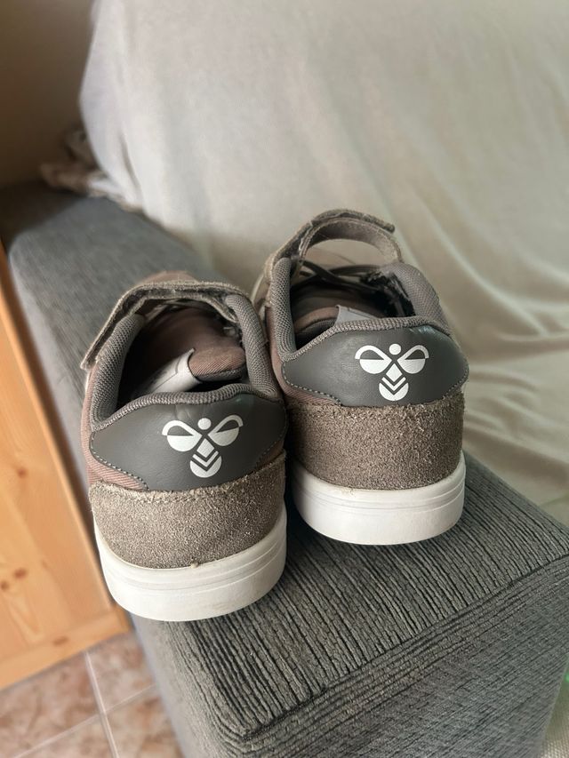 Zapatillas Hummel Marrones