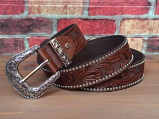 Cintura in pelle con fibbia western