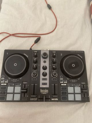 Mesa de mezclas DJ Hercules Impulse 200 MK2