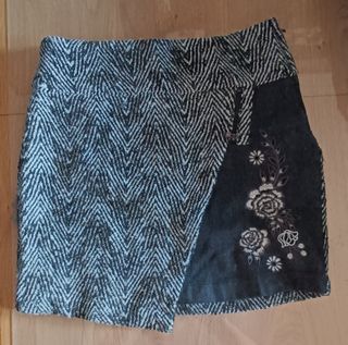 Falda Koroshi Talla 36