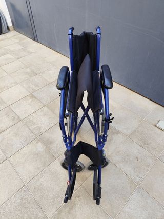 Silla de ruedas plegable