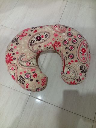 Cojín de lactancia estampado floral