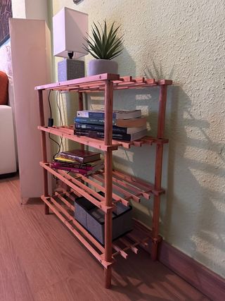 Estantería de madera