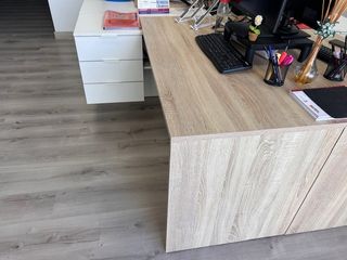 Conjunto de 4 mesas de Escritorio con Cajonera
