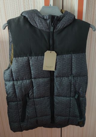 Chaleco Zara Boys. 