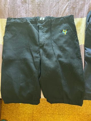 Pantalón corto colegio Vigo T18 y T10 y T 12