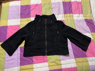 Cazadora vaquera negra