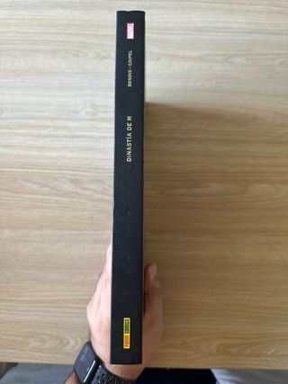 Dinastia de M. Marvel Deluxe