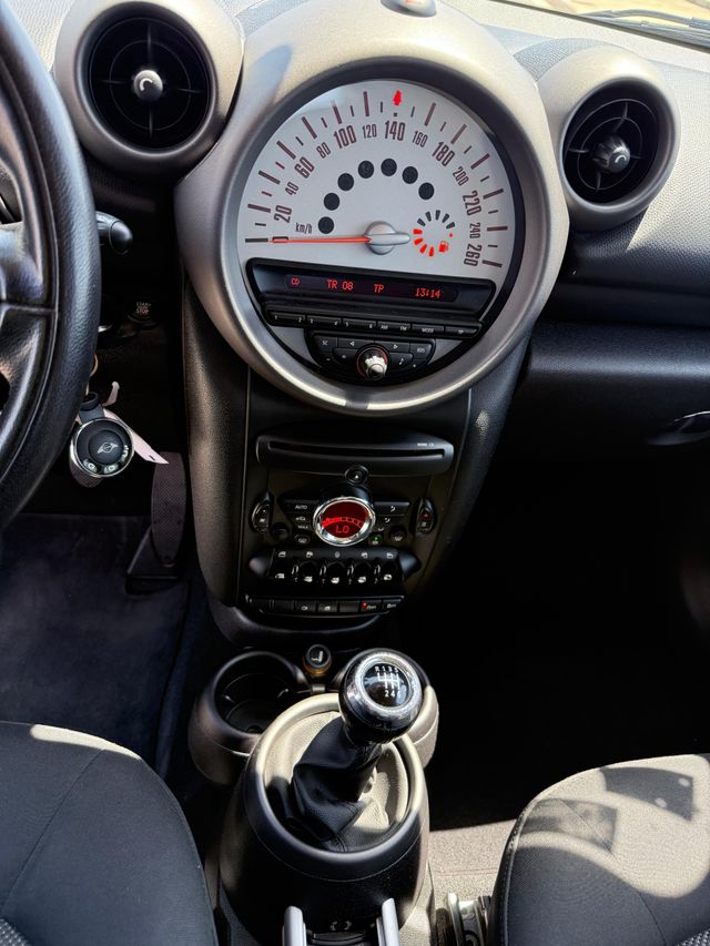 MINI Countryman 2011