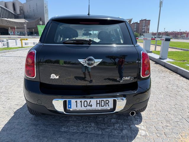 MINI Countryman 2011