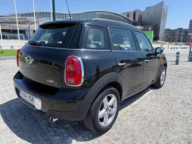 MINI Countryman 2011
