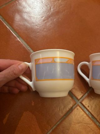 Coppia tazze celesti con decoro