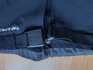 Pantalones The North Face TNF Apex Negros