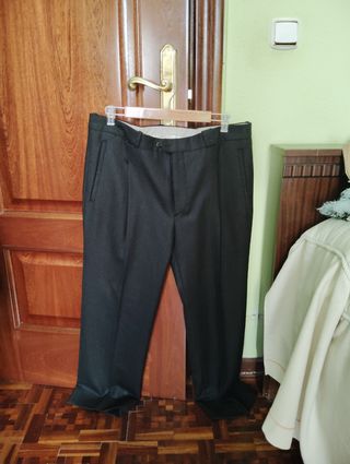 Pantalón de caballero negro