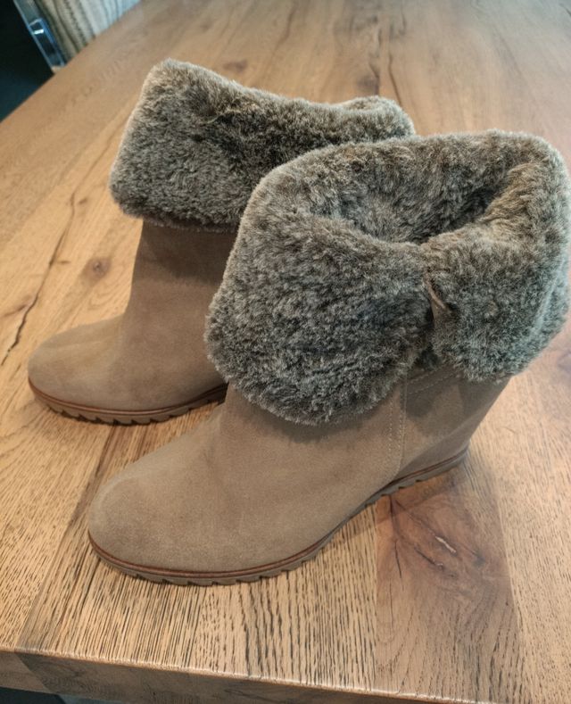 Botines serraje y piel beige