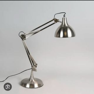 Lámpara de mesa Hobby / flexo metal. 