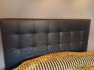 Cabezal de cama negro 135 cm