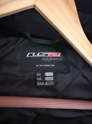 Chaqueta de moto LS2 rosa y negra