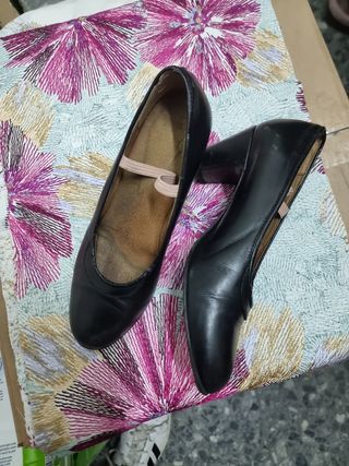 Zapatos de flamenca negros