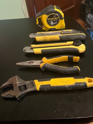 Herramientas Stanley: Cinta métrica, cúteres y lla