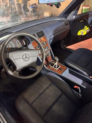 Mercedes Benz c250 Mercedes Benz clase 250 1998