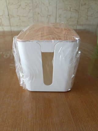 Scatola porta fili con coperchio in legno