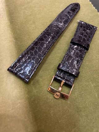 Correa de cocodrilo Rolex negra con hebilla de oro