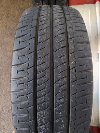 Neumáticos Michelin 225/65 R16