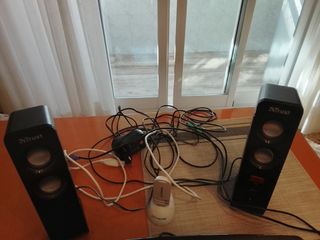 Pack Teclado, Ratón, Teléfono y Altavoces