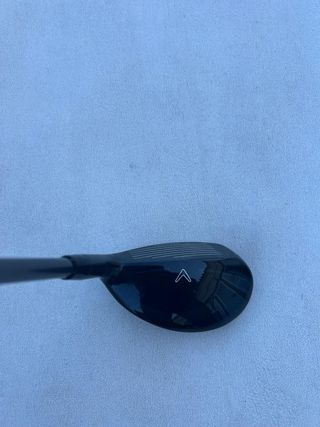 Palo de golf. Híbrido 4