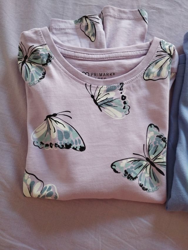 Una malla yDos camisetas de manga larga con maripo