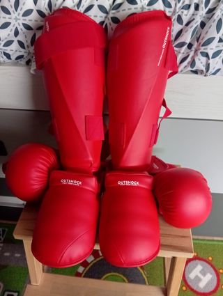 Protecciones Karate OUTSHOCK Rojas