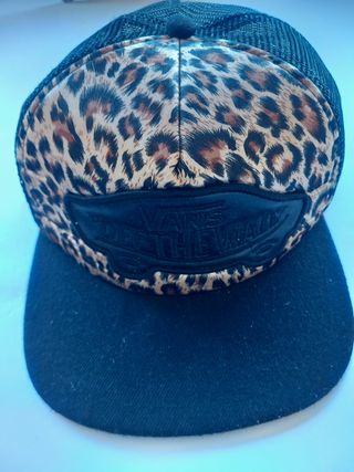 Gorra Vans Estampado Leopardo Negra