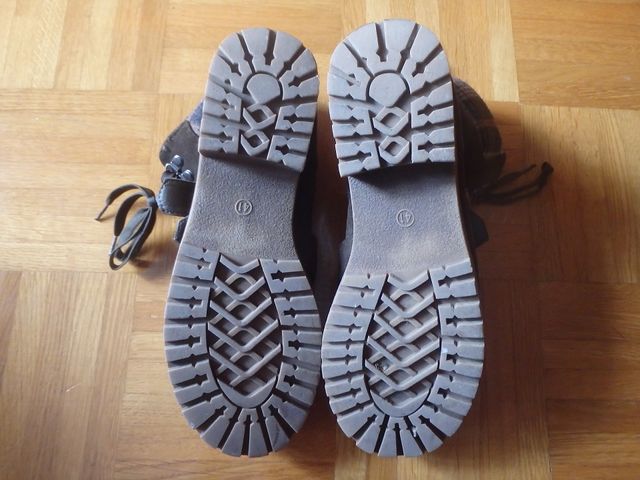 Botines marrones talla 41