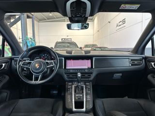 PORSCHE Macan GTS